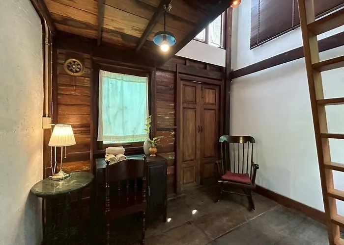 Yellow House 公寓 曼谷